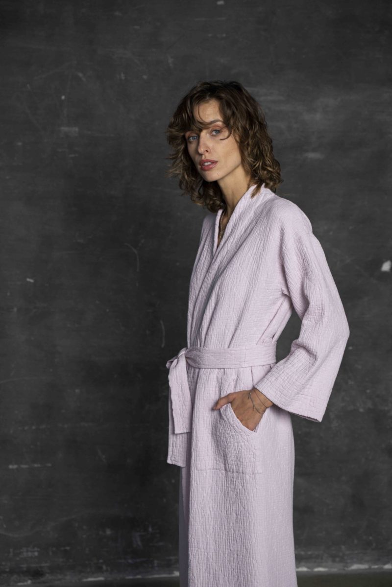 decoflux bath bathrobe cotton orion angel pink 4 scaled 1 | Bovi.kz Эксклюзивное постельное белье из Европы с доставкой по Казахстану