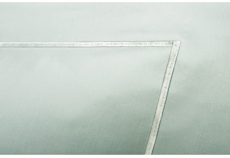 decoflux sateen stiched pillowcase detail solid crystal | Постельное белье с доставкой по Казахстану и СНГ